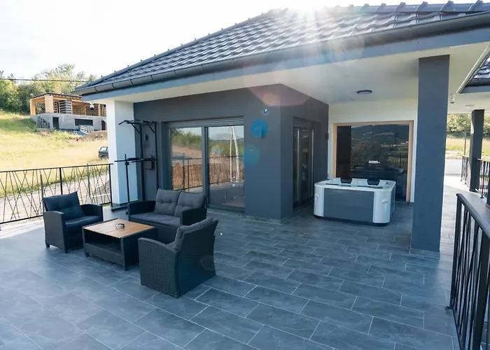 Kosmaj Sunrise Rogaca (Sopot)